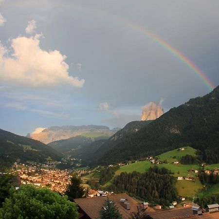 Hotel Talblick Ortisei Exterior photo