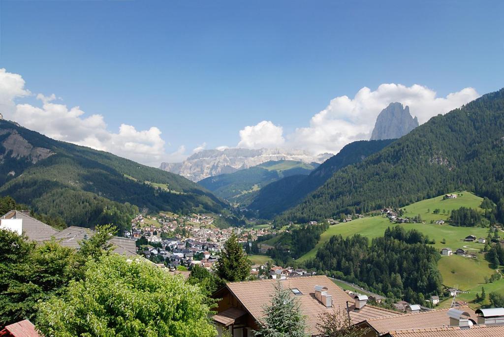 Hotel Talblick Ortisei Exterior photo