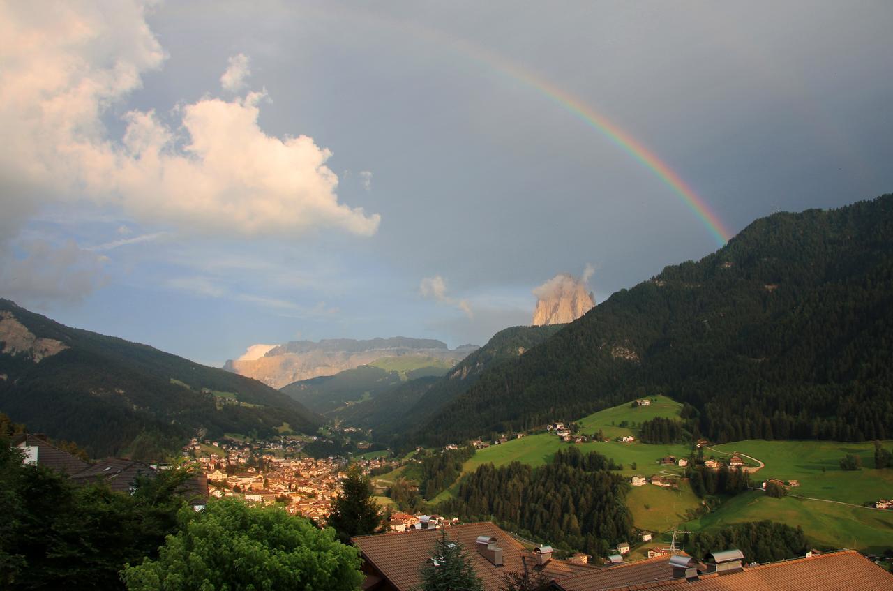 Hotel Talblick Ortisei Exterior photo